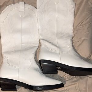 White Western Cowboy Boots